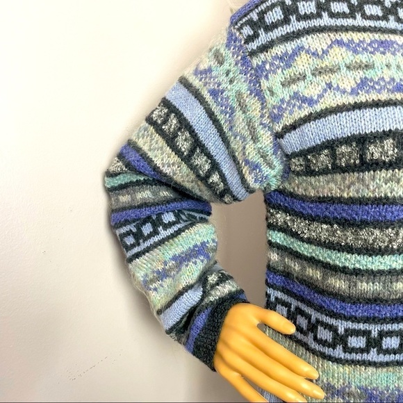 Portraits by Northern Isles Hand-Knit Cardigan | Button Down - Picture 3 of 10